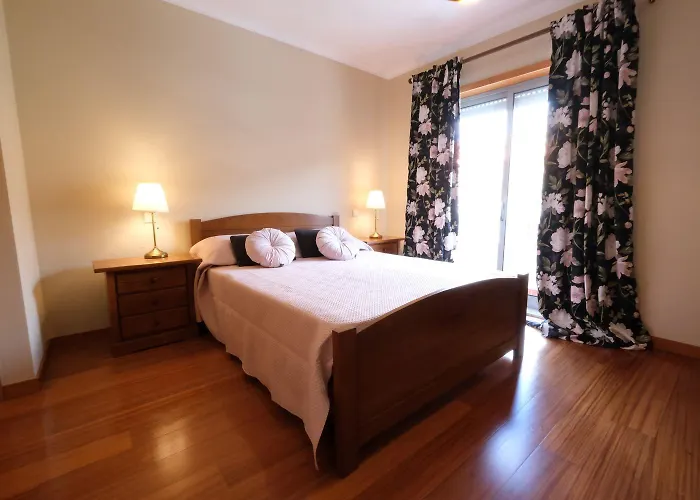 빌라 High Standard In A Quality With Pool, Tennis And View Of The Ocean In Antas 12 People 에스포센데