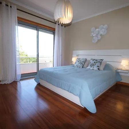 High Standard In A Quality With Pool, Tennis And View Of The Ocean In Antas 12 People Esposende