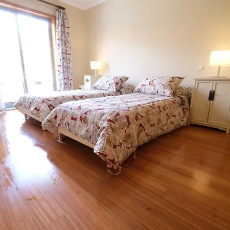 Villa High Standard In A Quality With Pool, Tennis And View Of The Ocean In Antas 12 People Esposende