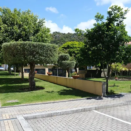 High Standard In A Quality With Pool, Tennis And View Of The Ocean In Antas 12 People Esposende