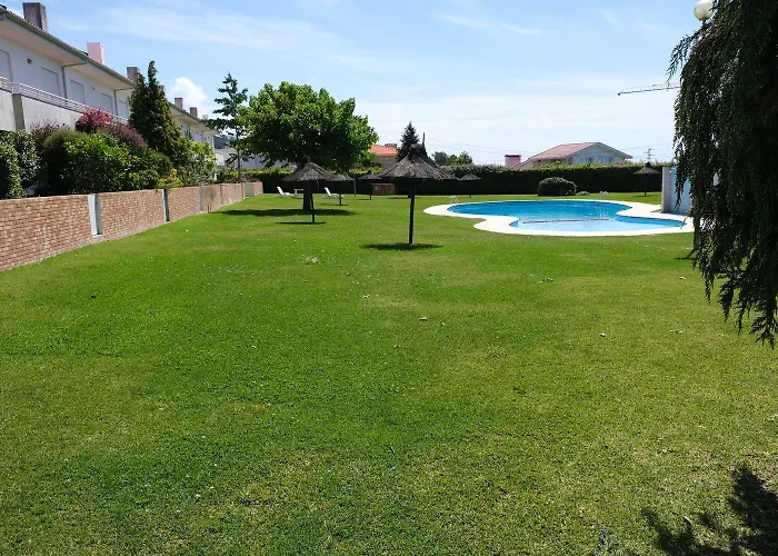 Villa High Standard In A Quality With Pool, Tennis And View Of The Ocean In Antas 12 People