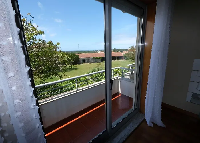 High Standard In A Quality With Pool, Tennis And View Of The Ocean In Antas 12 People Villa Esposende